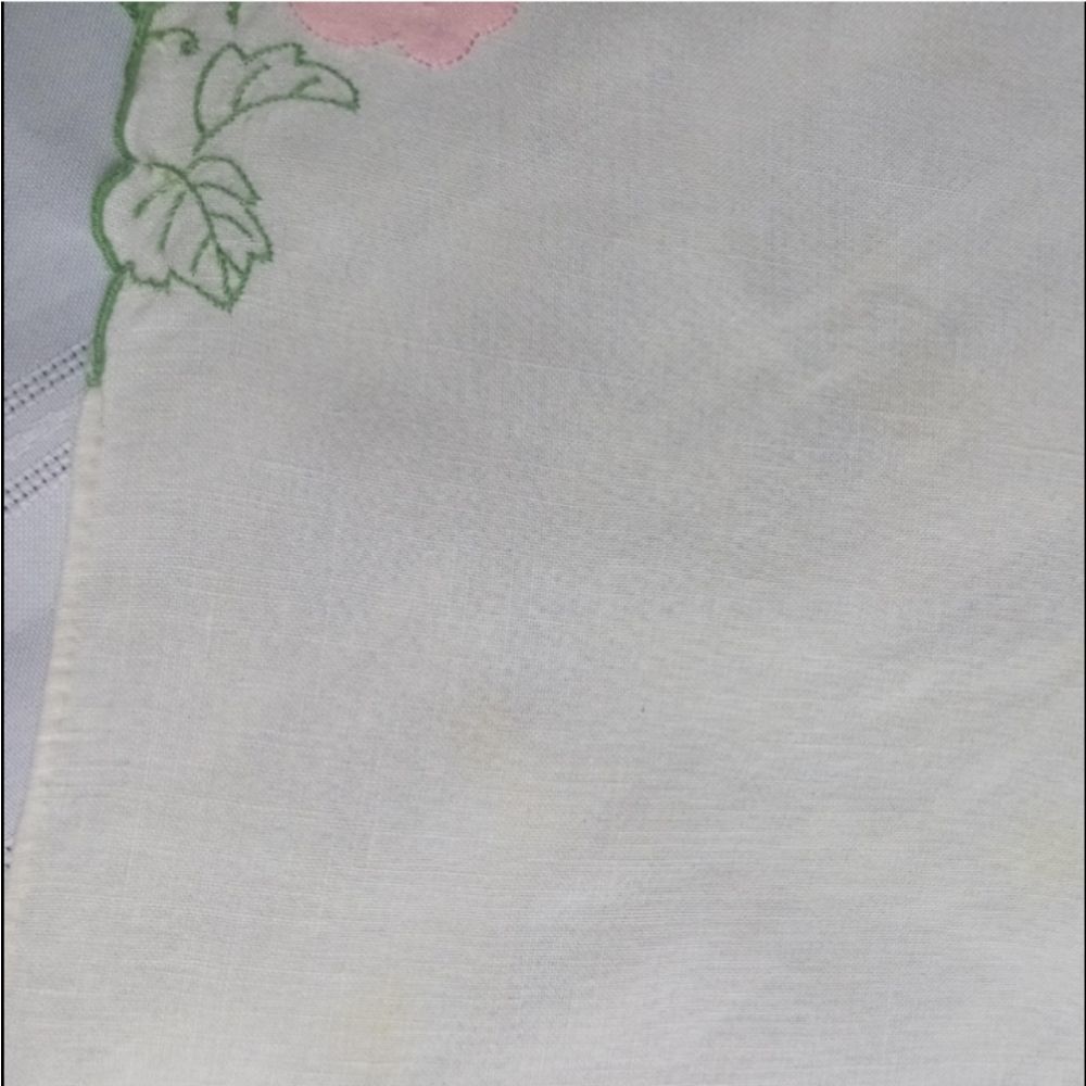 Vtg rose embroidery napkins - Picture 12 of 14